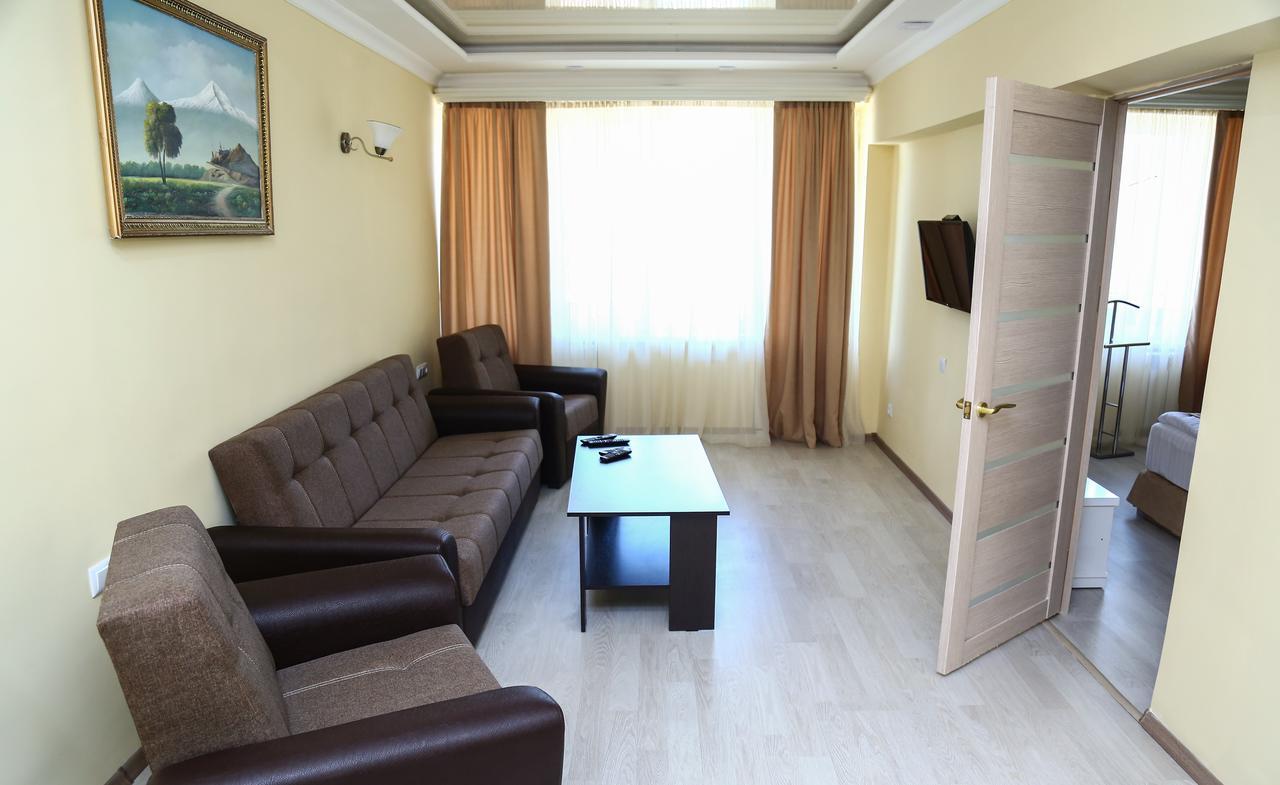 Goris Hotel Luaran gambar